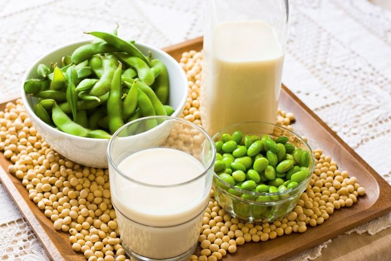 Bé bị chàm sữa mẹ kiêng ăn gì? Và nên ăn gì tốt nhất?