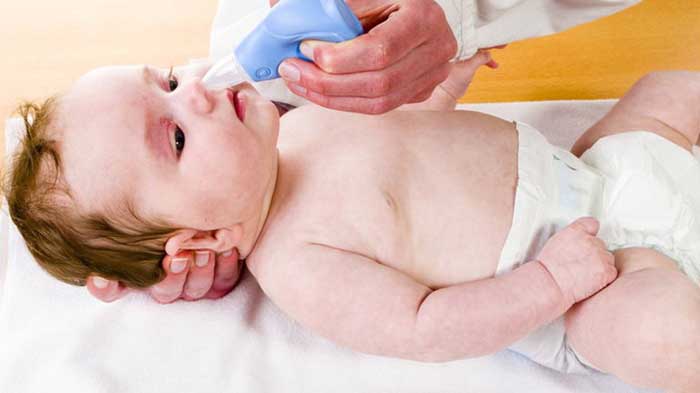 Những lưu ý khi trẻ sơ sinh bị nghẹt mũi